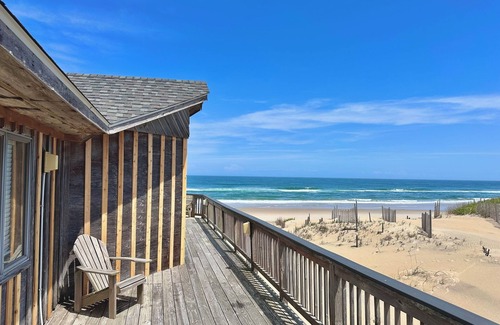 South Nags Head House | Escape to this rare oceanfront rental—two neighboring homes booked together!