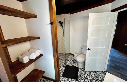 Bonners Ferry Cabin | Escape to Walden Mountain Lodge in Northern Idaho