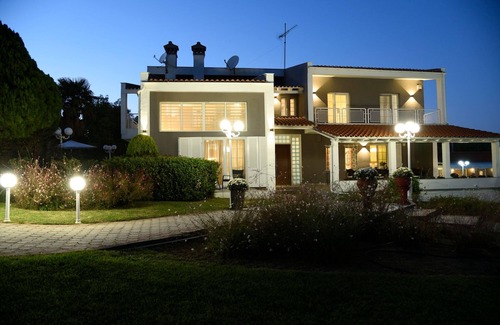 Oraiokastro House | Escape Villa in Melissochori