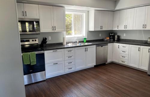 Tobermory Hotel | Escarpment Heights Motel