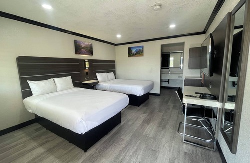 Kit Carson Hotel | Escondido Lodge