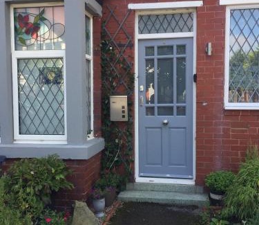 Lytham St. Anne's Bed & Breakfast | EsJays at Knowles House