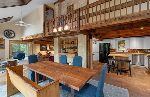 Lagrangeville Cabin | ESKape Manor: Heated Pool, Hot Tub & Fun Amenities