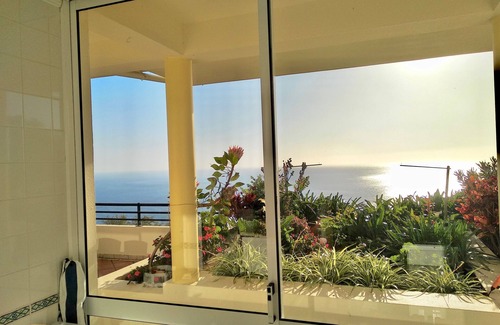 Arco da Calheta Apartment | Esmee Apartment, Big Terrace with Sea View!