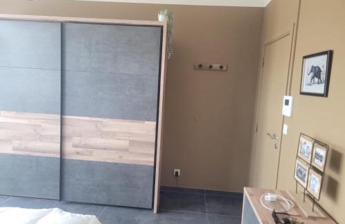 Cuesmes House | Espace Cuesmois chambre