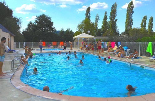 Espalion Apartment | Espalion, accommodation 7 people 2 bedrooms, heated pool, ideal for families