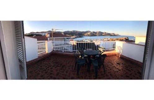 Llanca Apartment | Espectaculares vistas al mar Ático