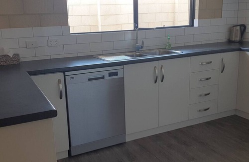 Esperance House | Esperance Stay By The Sea