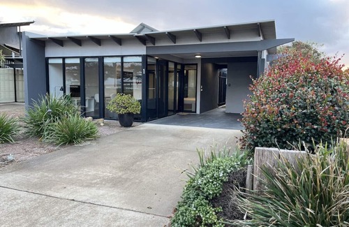 Esperance Apartment | Esperance Waterfront Apartment