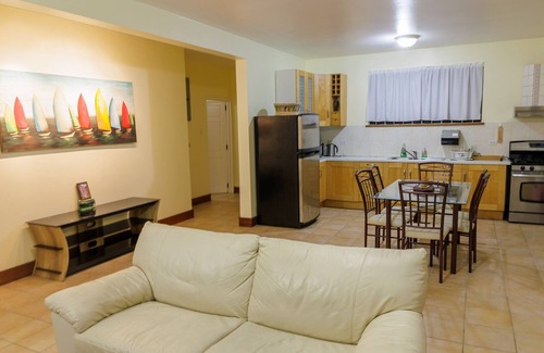 New Amsterdam Bed & Breakfast | Esplanade Estate