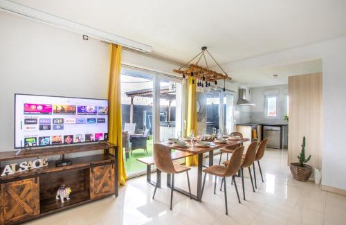 Muntzenheim Apartment | ESPLANADE HOME Private SPA Jacuzzi Sauna Parking, Colmar
