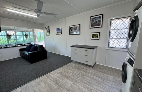 North Ward Apartment | Essex Court - Beach House Motel