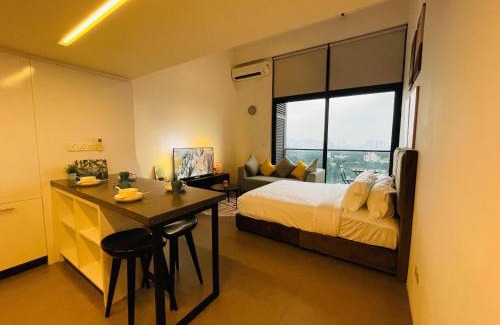 Brickfields Apartment | EST Bangsar KL Sentral by DeUrban