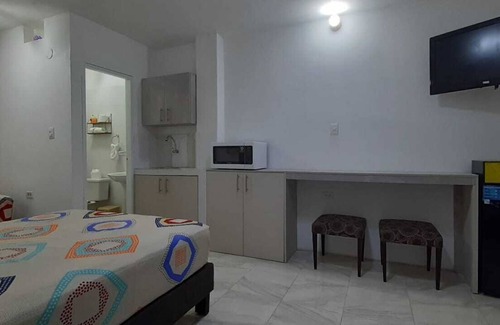 Kennedy Apartment | Estamos cerca al Terminal Terrestre , Aeropuerto, Mall del Sol y demas lugares