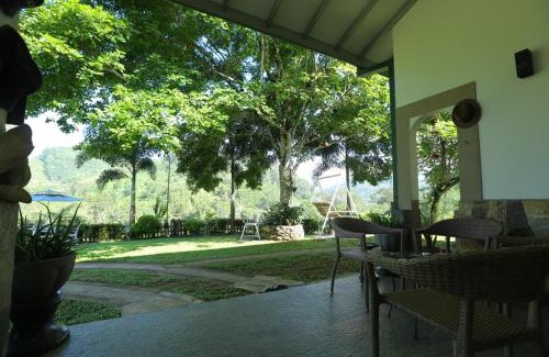 Ratnapura House | Estate Bungalow