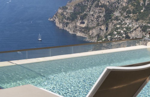 Arienzo Villa | Estate4home - Villa degli dei