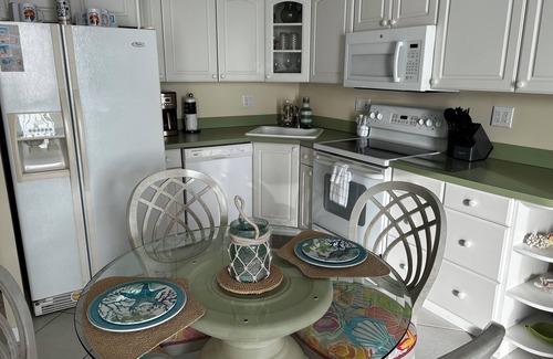 South Island Condo | Estero Beach & Tennis, 9th Floor, Direct Gulf View! Gorgeous Sunsets