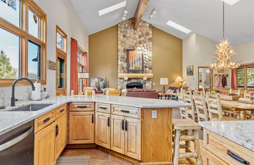Aspen Brook House | Estes Escape By Estes Park Home 5 Bedroom Home