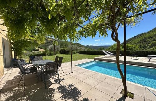 Saint-Ferreol-Trente-Pas Villa | Estive des Angelettes Piscine chauffée Sauna