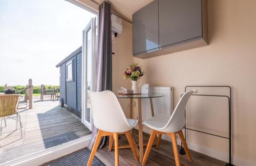 Kingsbridge Other | Estuary View - Cosy Shepherds Hut