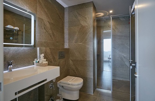 Golem Hotel | ETER Hotel