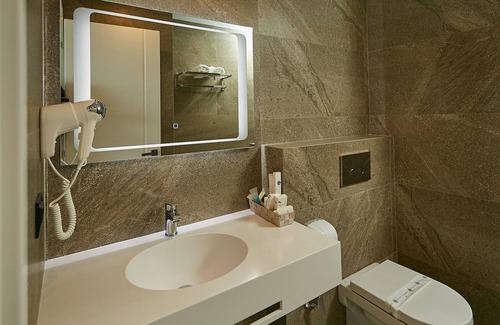Golem Hotel | ETER Hotel
