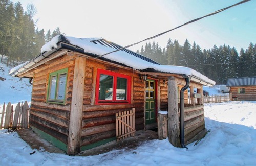 Pale Apartment | Ethno Village Dolina Mira - One Bedroom Holiday Home (Sutjeska) Published (Published)