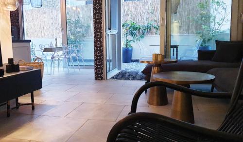 Haifa Apartment | Etis garden seafront
