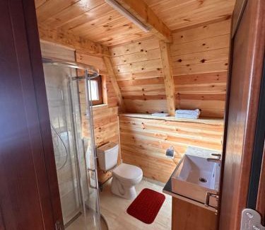 Savnik Ski Chalet | Etno apartmani Komarnica
