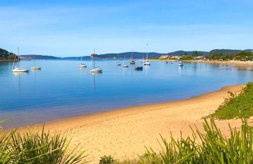 Ettalong Beach Hotel | Ettalong Beach motel