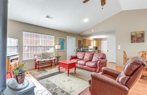Sylvan Shores House | Eureka Springs Home about half Mi to Beaver Lake!