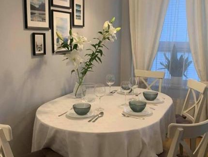Tomaszow Mazowiecki Apartment | EUROPA22 Apartament RELAKS z JACUZZI w samym sercu miasta Prestiżowe osiedle z widokiem na park i staw z fontannami Szybkie i Łatwe Zameldowanie