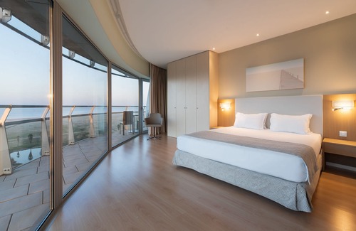 Figueira da Foz Hotel | Eurostars Oasis Plaza Hotel