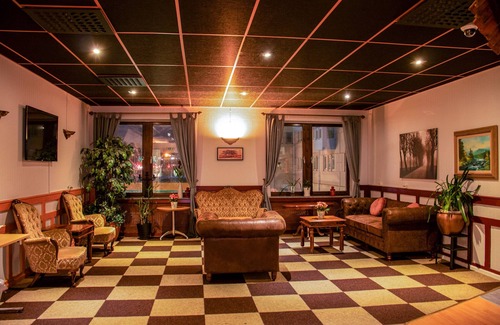 Hisings Backa Hotel | Euroway Hotel M&M AB