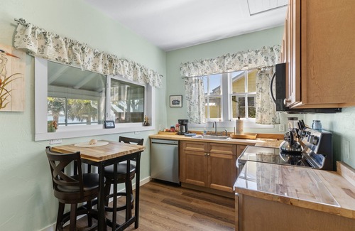 Cedar Key House | Eva Maes Waterfront Cottage Cedar Key Amazing View