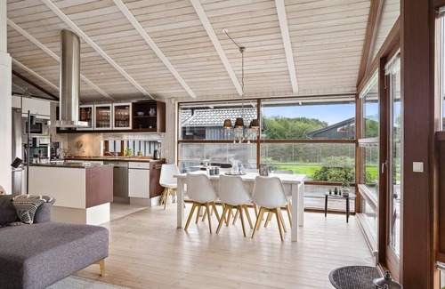 Haslevgarde House | "Evald" - 400m from the sea by Interhome