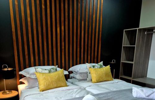 Derby House | EveGreen Guest Lodge