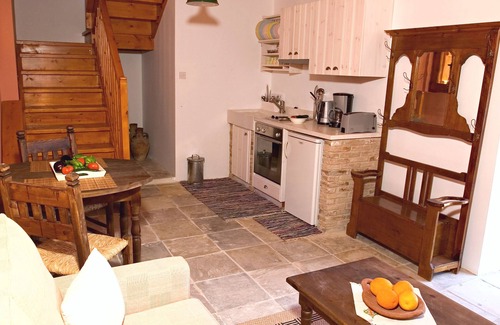Tochni Apartment | Eveleos Country House