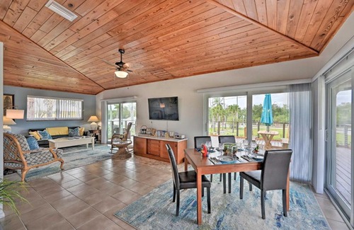 Everglades City House | Everglades Getaway with Deck and Water Views!