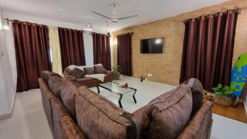 Mombasa House | Evergreen House - 150Metre Walk To City Mall Nyali