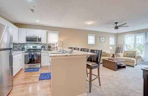 Foscoe Condo | Evergreens 821- Mountain Condo, Gated Resort, Indoor/Outdoor Pools and Hot Tub, Fitness, Fishing .