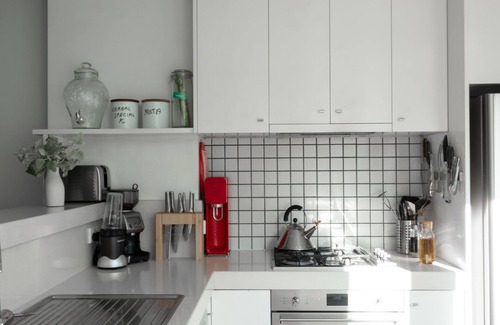 Fitzroy House | Eversley Heritage Grandeur in Fitzroy 10 min walk to CBD