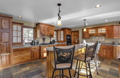 Ellicottville Ski Chalet | EVL Chalet w/hot tub on a private lot in the woods and only 3.9 miles to the village!