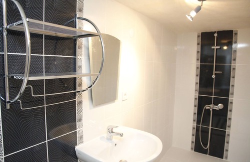 Ankara Apartment | Evodak Apartment D: 2A Vacation Rental Apartment