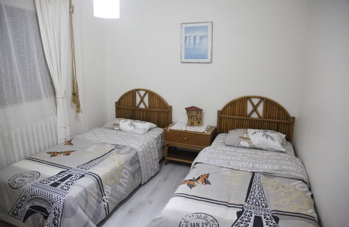 Ankara Apartment | Evodak Apartment D: 2A Vacation Rental Apartment