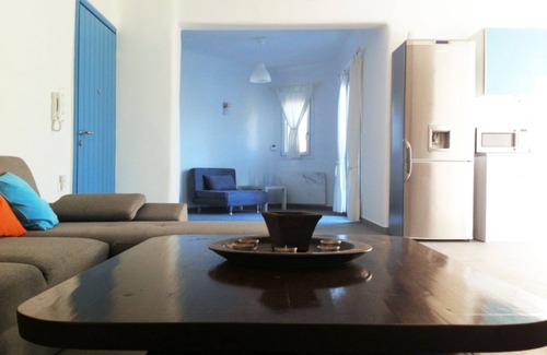 Maragas House | Evriali Luxury on the beach