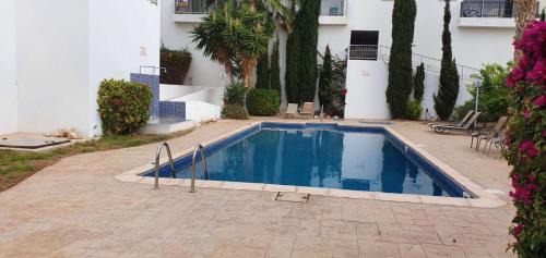 Peyia Town Apartment | Evros Peyia & Coral Bay Seaview Apartment