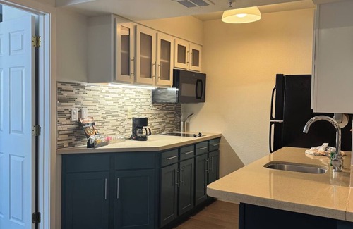 San Jose Hotel | Excellent Choice! Spacious Unit with Full Kitchen, with Outdoor Pool!