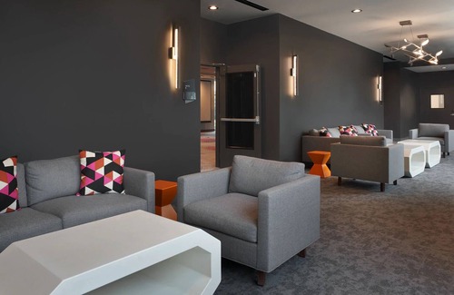Williamsburg House | Excellent Choice! With Outdoor Pool, Pet-friendly, Close to Discovery Cove!