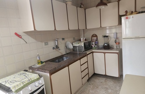 Pitangueiras Apartment | EXCELLENT LOCATION - PITANGUEIRAS BEACH WITH SEA VIEW. On the gastronomic boulevard